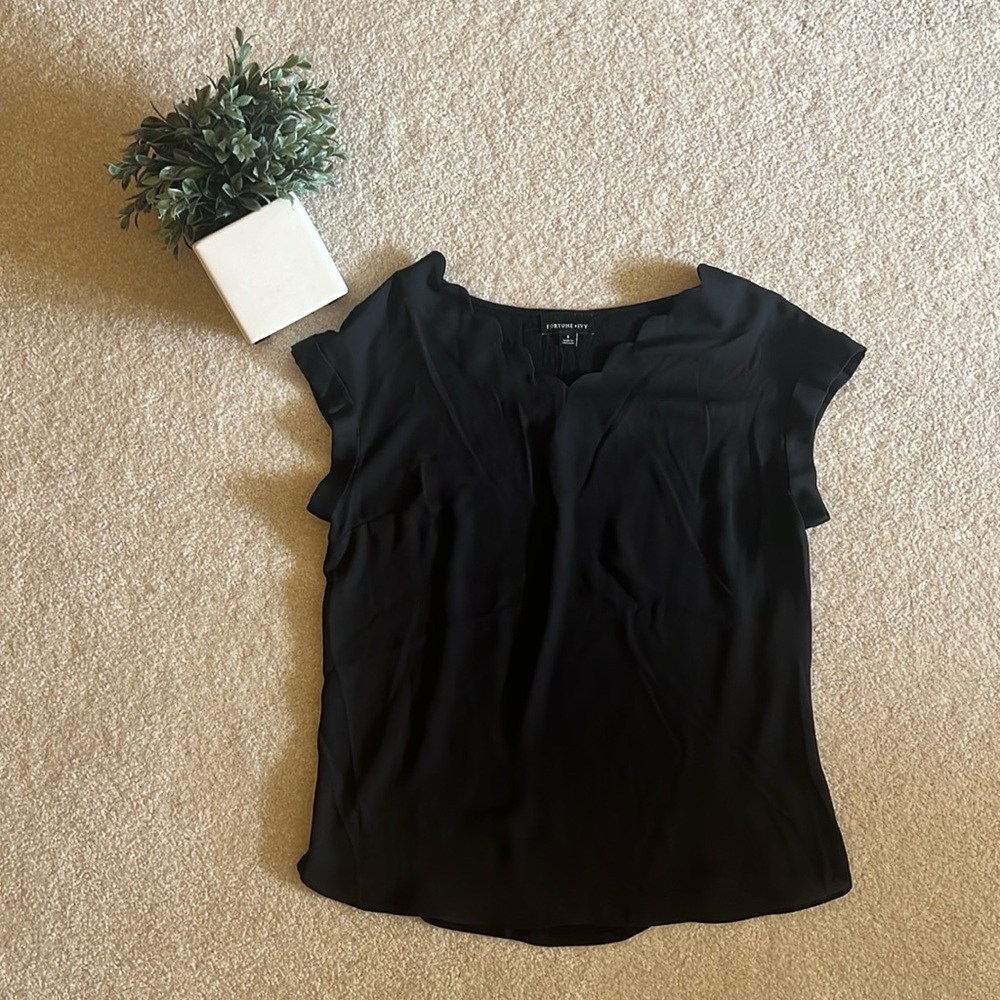Fortune + Ivy Maren Mixed Material Scallop Detail Blouse